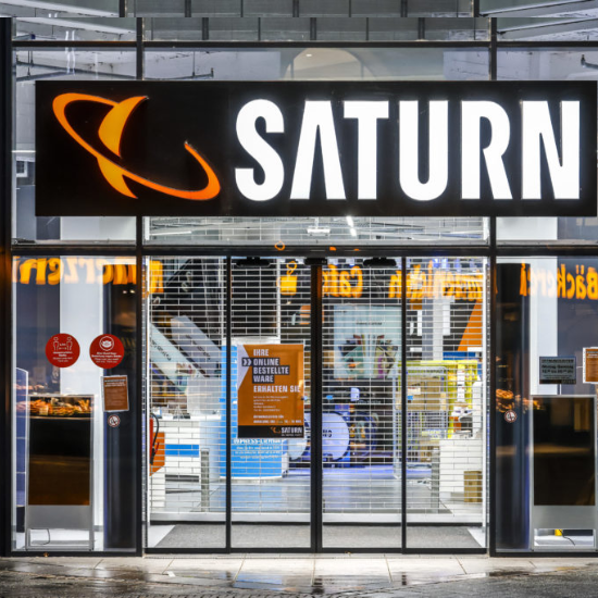 4 Gutscheine à 100€: Saturn