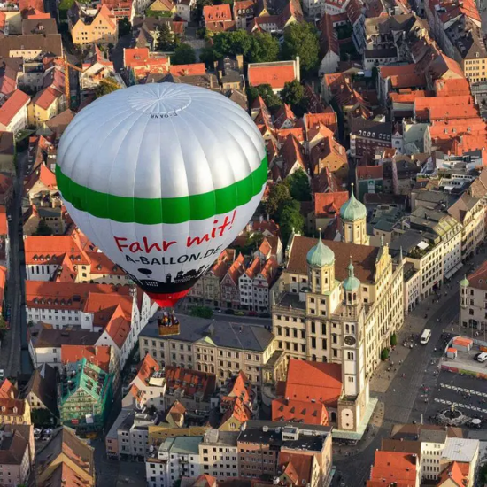1 Gutschein Heißluftballonfahrt Augsburg VIP klein für 2 Personen